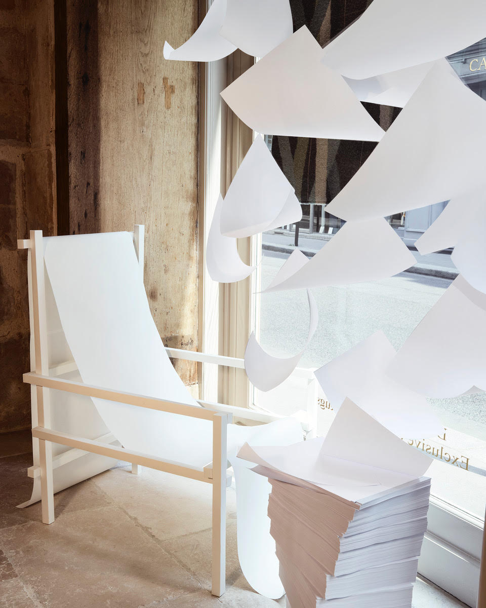 Deirdre Dyson - Installation by Mathilde Nivet 